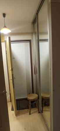 Īpašnieks izīrē ilgtermiņā nelielu dzīvokli-studiju (22, 5 m2), pilnībā iekārtotu un aprīkotu ar... Рига