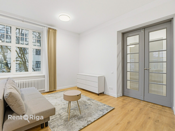 Mēbelēts Studio dzīvoklis Rīgas Centrā ar balkonu.  Dzīvoklis ietver dzīvojamo istabu, kas Rīga - foto 7