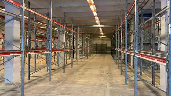 Предлагаются просторные и в отличном состоянии складские помещения общей Рига