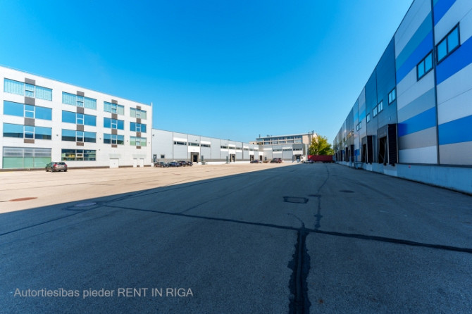 Noliktavas Daugavgrīvas un Tvaikoņu ielu krustojumā.  Fasādes ēka, ērta piekļuve no Rīga - foto 9