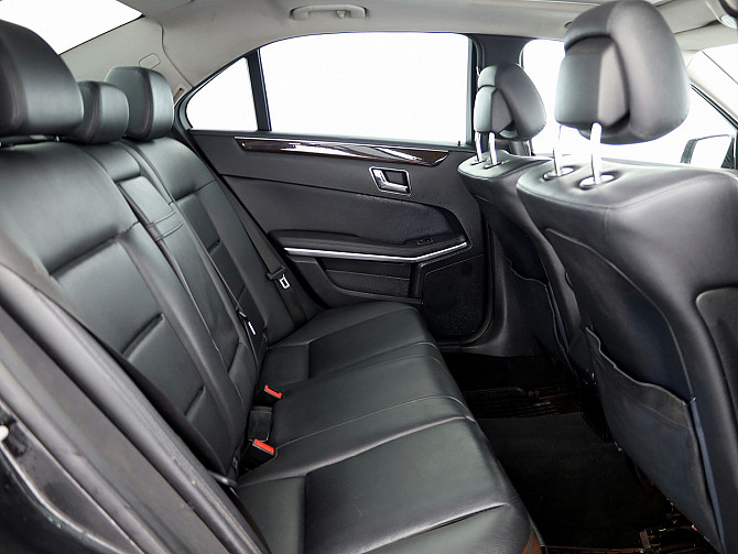 Mercedes-Benz E 220 Avantgarde ATM 2.1 CDI 125kW Таллин - изображение 7