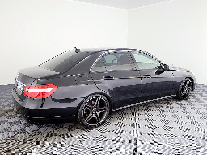 Mercedes-Benz E 220 Avantgarde ATM 2.1 CDI 125kW Таллин - изображение 3