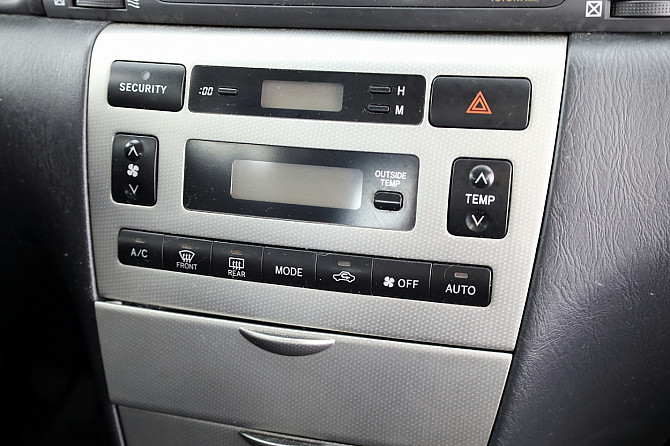 Toyota Corolla Linea Sol 1.6 81kW Таллин - изображение 8