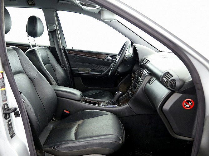 Mercedes-Benz C 220 Avantgarde ATM 2.1 CDI 100kW Таллин - изображение 6