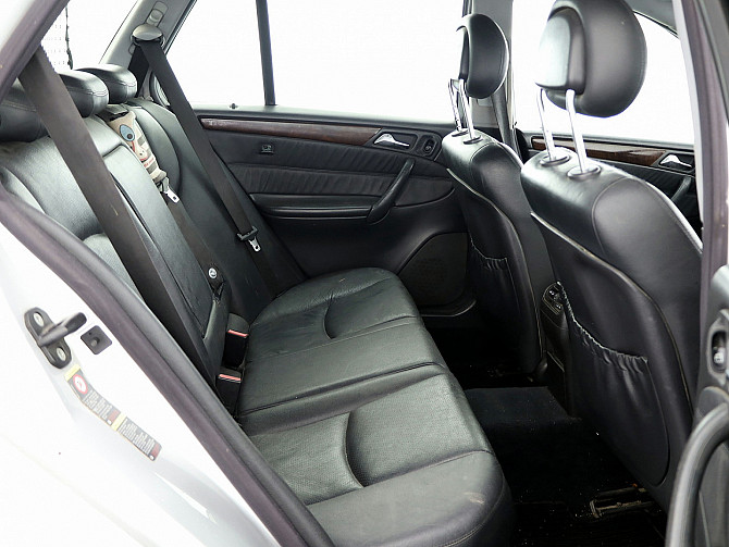 Mercedes-Benz C 220 Avantgarde ATM 2.1 CDI 100kW Таллин - изображение 7