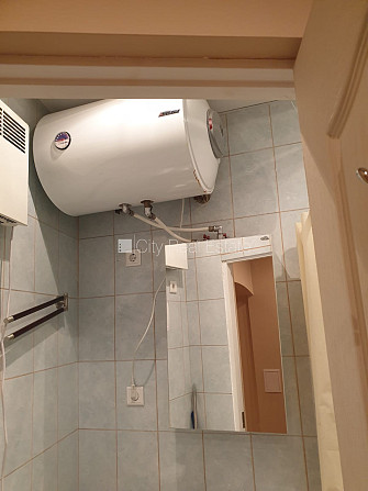 Fasādes māja, renovēta māja, slēgts pagalms, ieeja no ielas un pagalma, ir lifts, kāpņu Rīga - foto 17