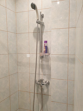 Fasādes māja, renovēta māja, slēgts pagalms, ieeja no ielas un pagalma, ir lifts, kāpņu Rīga - foto 16