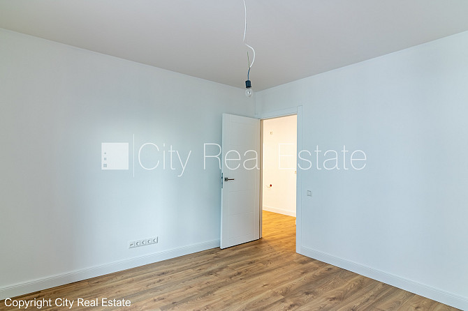 Реставрированный дом, фасад с деревянной отделкой, энергоэффективный дом, Рига - изображение 5