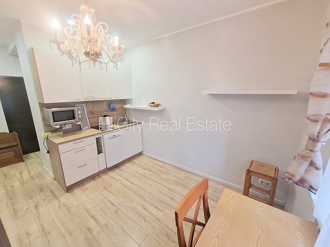 Pagalma māja, slēgts pagalms, ieeja no pagalma, mansards, logi vērsti uz pagalma pusi, studio Rīga - foto 4