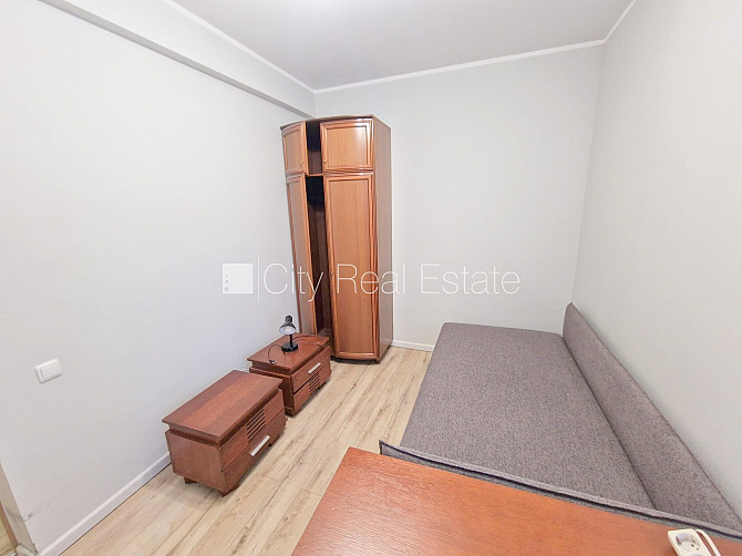 Pagalma māja, slēgts pagalms, ieeja no pagalma, mansards, logi vērsti uz pagalma pusi, studio Rīga - foto 11