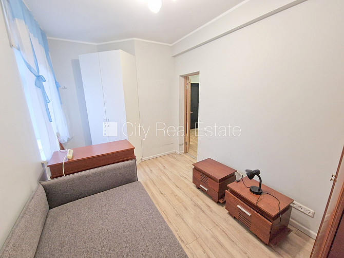 Pagalma māja, slēgts pagalms, ieeja no pagalma, mansards, logi vērsti uz pagalma pusi, studio Rīga - foto 10