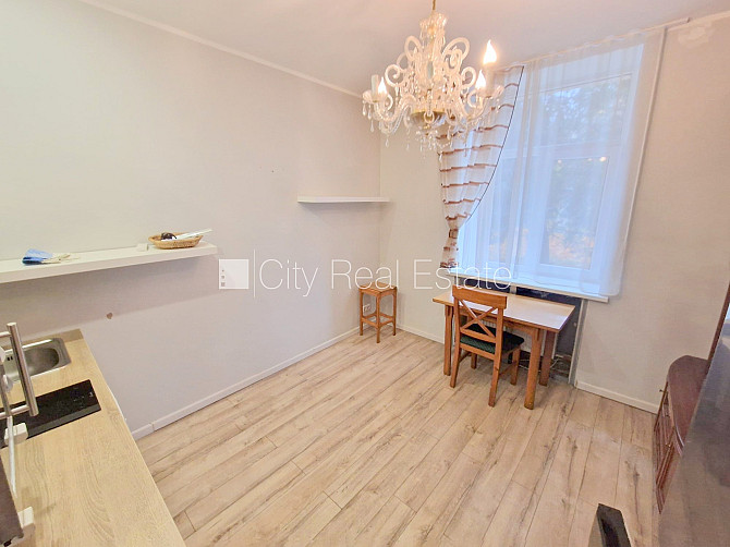 Pagalma māja, slēgts pagalms, ieeja no pagalma, mansards, logi vērsti uz pagalma pusi, studio Rīga - foto 7