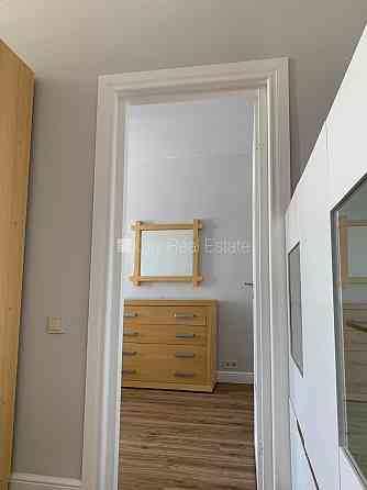 Эта квартира сдается в аренду посуточно (краткосрочная аренда), стоимость аренды Rīga