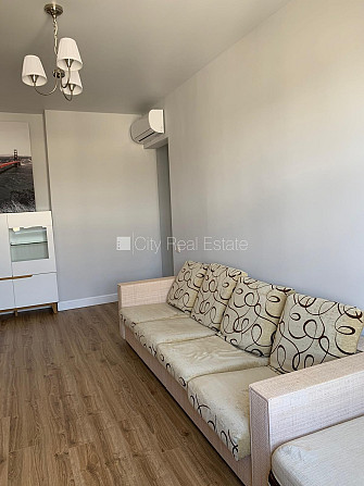 Šo dzīvokli izīrē pa diennaktīm (īstermiņa īre), īres cena sludinājumā norādīta par Rīga - foto 7