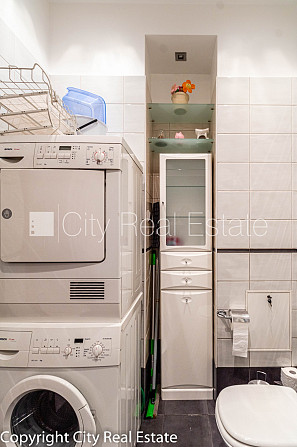 Zeme īpašumā, fasādes māja, renovēta māja, bruģēts piebraucamais ceļš, slēgts pagalms, Rīga - foto 18