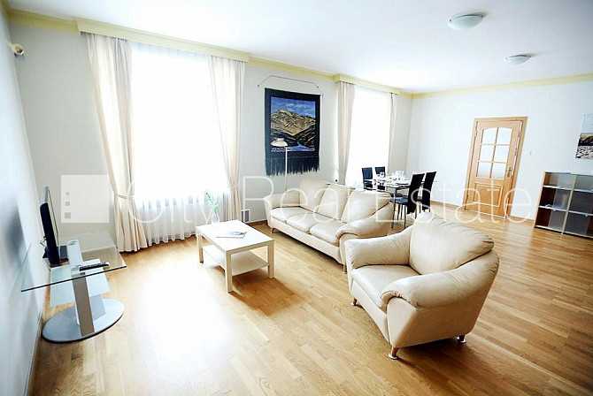 Zeme īpašumā, fasādes māja, renovēta māja, bruģēts piebraucamais ceļš, slēgts pagalms, Rīga - foto 19