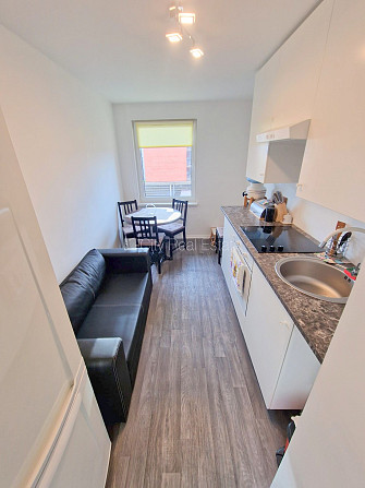 Zeme īpašumā, fasādes māja, ieeja no ielas, ir lifts, lodžija, logi vērsti uz pagalma pusi, Rīga - foto 6