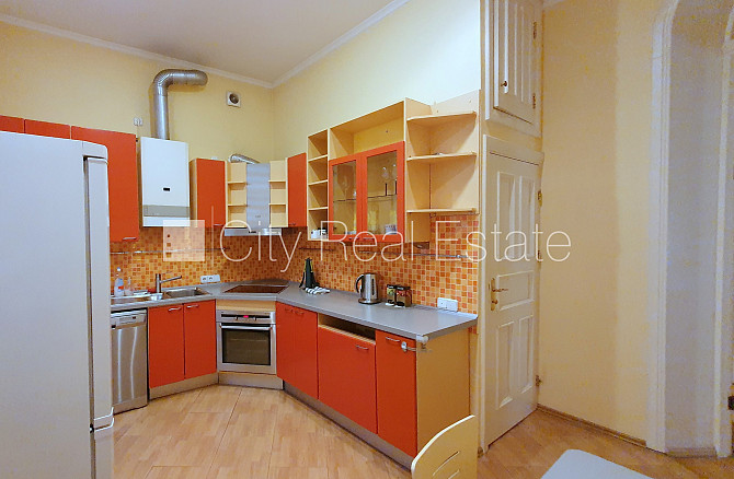 Fasādes māja, renovēta māja, ķieģeļu mūra sienas, fasāde ar dekoratīvo apmetumu, Rīga - foto 18