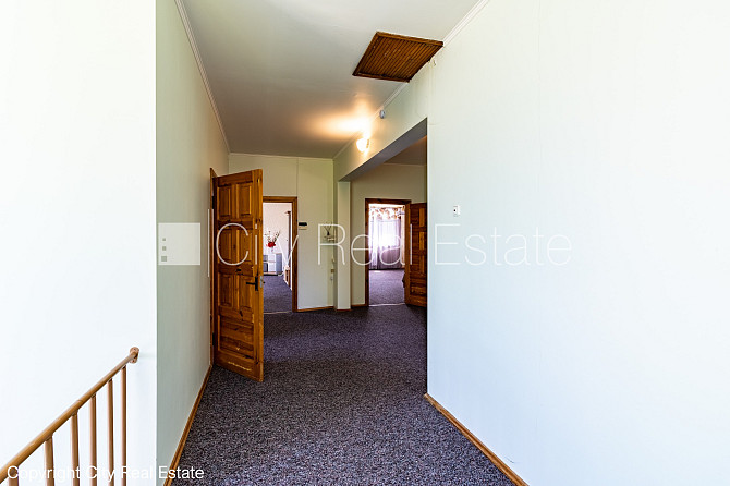 Zeme īpašumā, privātmāja, zaļā teritorija 2600 m2, slēgts pagalms, vieta automašīnai, Jūrmala - foto 18