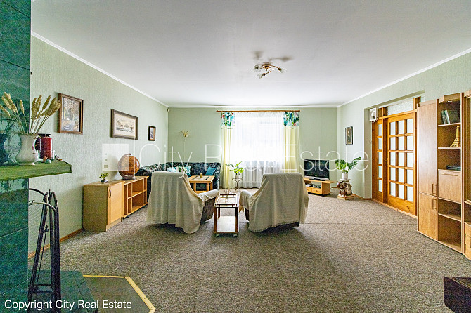 Zeme īpašumā, privātmāja, zaļā teritorija 2600 m2, slēgts pagalms, vieta automašīnai, Jūrmala - foto 11