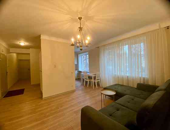 Сдаётся просторная и уютная 3-комнатная квартира после капитального ремонта!  Две отдельные... Rīga