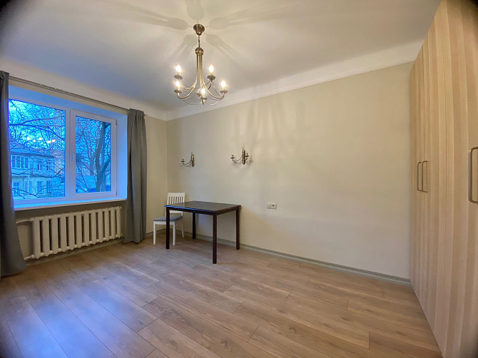 Сдаётся просторная и уютная 3-комнатная квартира после капитального ремонта!  Две отдельные... Рига - изображение 3