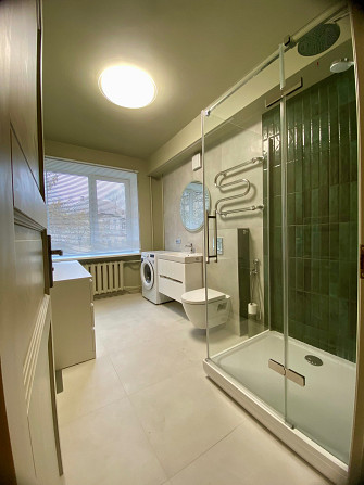 Сдаётся просторная и уютная 3-комнатная квартира после капитального ремонта!  Две отдельные... Рига - изображение 6