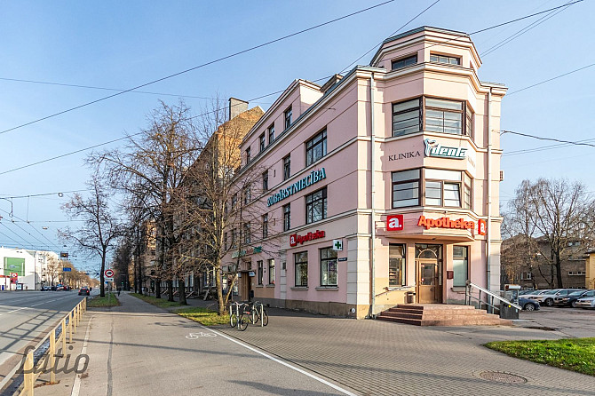 Pārdod komerctelpas vai dzīvokļus Brīvības gatvē 232, Rīgā

Piedāvājumā plašas un daudzfunkcionālas  Рига - изображение 2