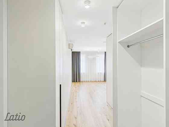 Ilgtermiņa īrei tiek piedāvāts ērts un aprīkots 1-istabas dzīvoklis Rīgas centrā  Krišjāņa Barona ie Rīga