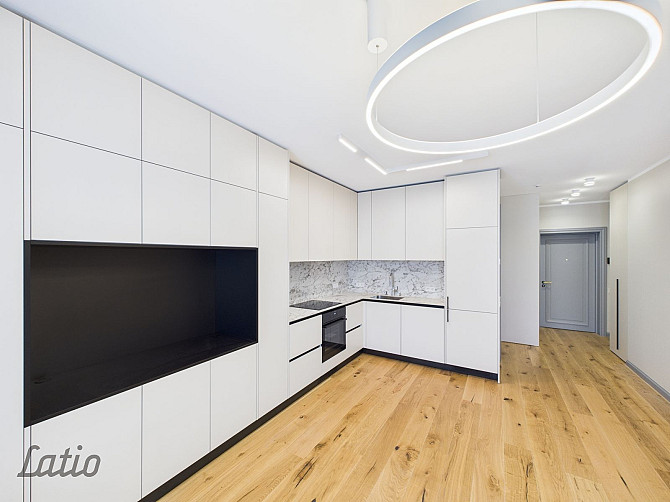 Ilgtermiņa īrei tiek piedāvāts ērts un aprīkots 1-istabas dzīvoklis Rīgas centrā Rīga - foto 3