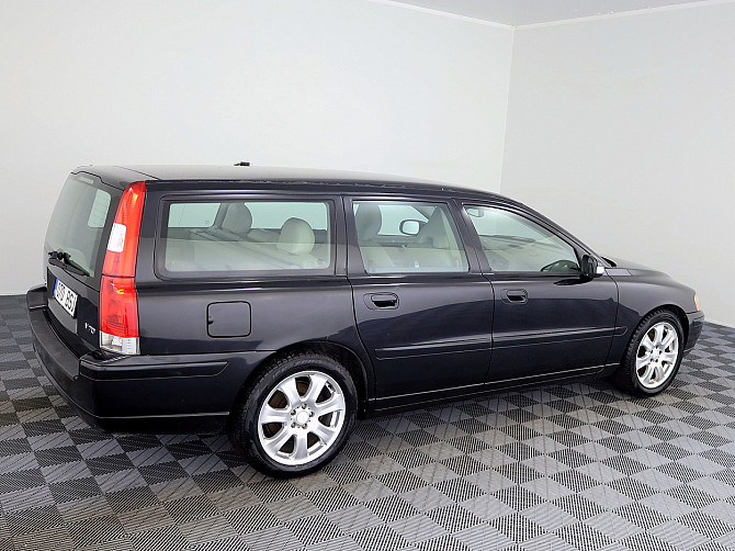 Volvo V70 Summum Facelift 2.4 D5 136kW Таллин - изображение 3