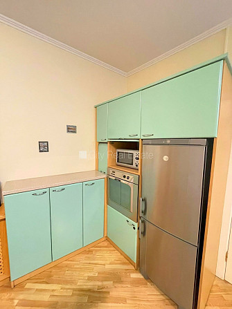 Здание во дворе, закрытый двор, вход со двора, окна выходят во двор, количество Рига - изображение 12