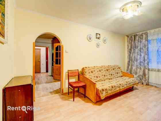 На длительный срок сдаётся уютная 2-комнатная квартира в Плявниеках. Rīga