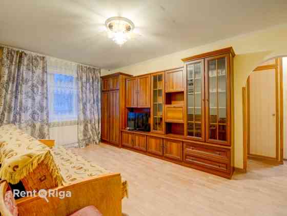 На длительный срок сдаётся уютная 2-комнатная квартира в Плявниеках. Rīga