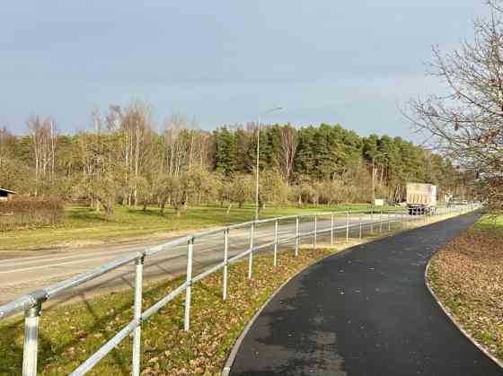 Продаётся земельный участок в Пиньки, в пригороде Риги, который переживает самый Рижский район