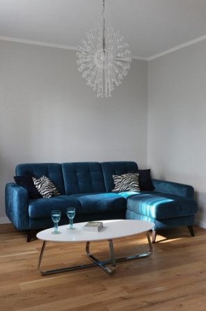 Tiek izīrēts skaists, gaišs un plašs dzīvoklis lieliskā lokācijā. Dzīvoklis svaigs, tikko Rīga - foto 12