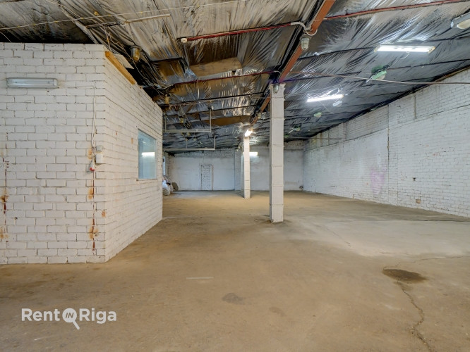 Iznomā noliktavas telpas Strenču ielā.  + kopējā platība 240 m2 + 3 fāžu elektrības pieslēgums + slē Рига - изображение 3