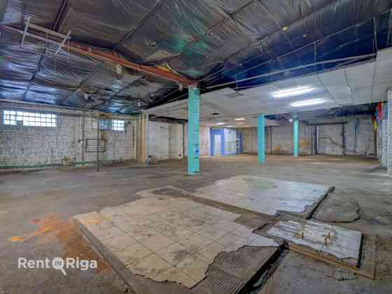 Iznomā noliktavas telpas Strenču ielā.   + kopējā platība 340 m2 + 3 fāžu elektrības pieslēgums + sl Рига