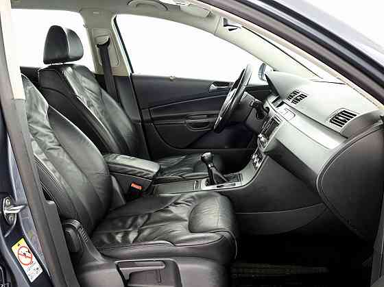 Volkswagen Passat Highline Facelift 2.0 TDI 103kW Таллин