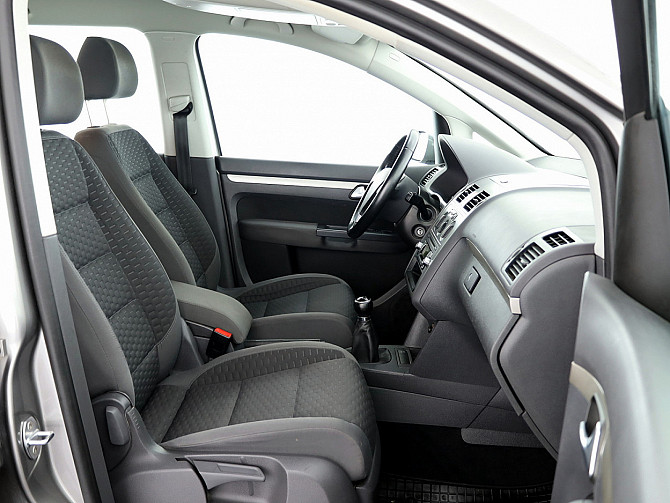 Volkswagen Touran Comfortline Facelift 1.4 103kW Таллин - изображение 6