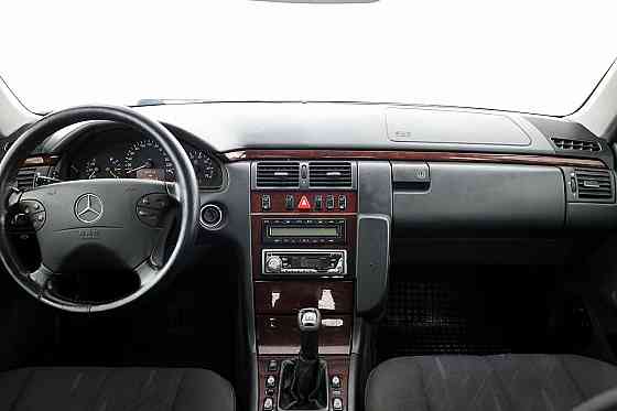 Mercedes-Benz E 240 Classic 2.4 125kW Таллин