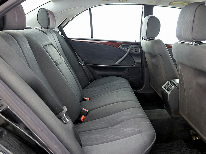 Mercedes-Benz E 240 Classic 2.4 125kW Таллин - изображение 7