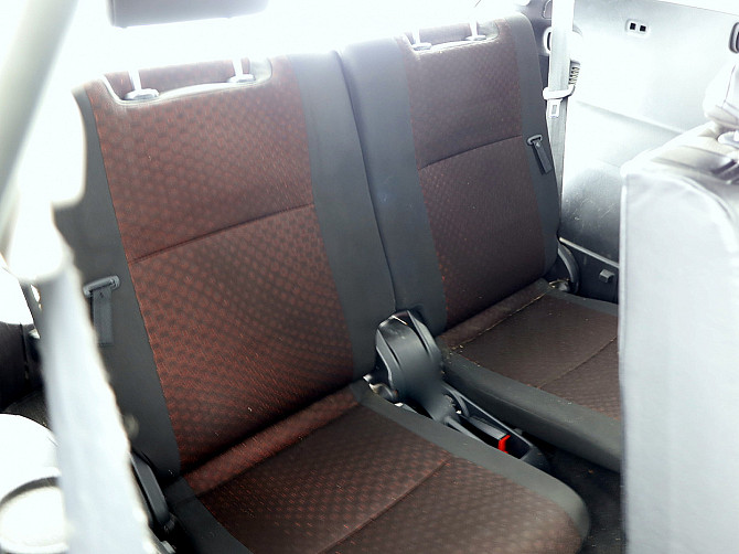 Toyota Verso Linea Sol 2.0 D-4D 93kW Таллин - изображение 8