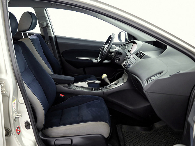 Honda Civic Elegance 1.8 103kW Таллин - изображение 6