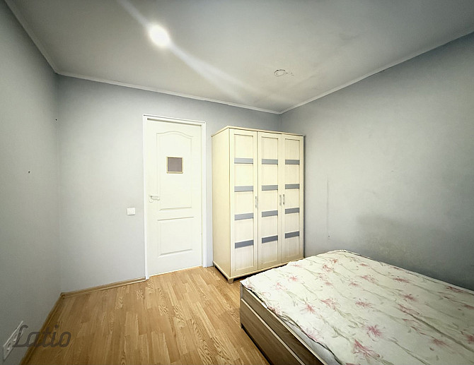 Pārdod funkcionālu vienistabas dzīvokli Teikā.
Dzīvoklī ir neliela, praktiska virtuve ar jaunām mēbe Рига - изображение 2