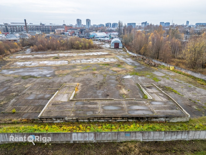 Nomai tiek piedāvāts zemes gabals Ilzenes ielā.  + Vilciena pievads; + rampa un panduss vilcienu Rīga - foto 5