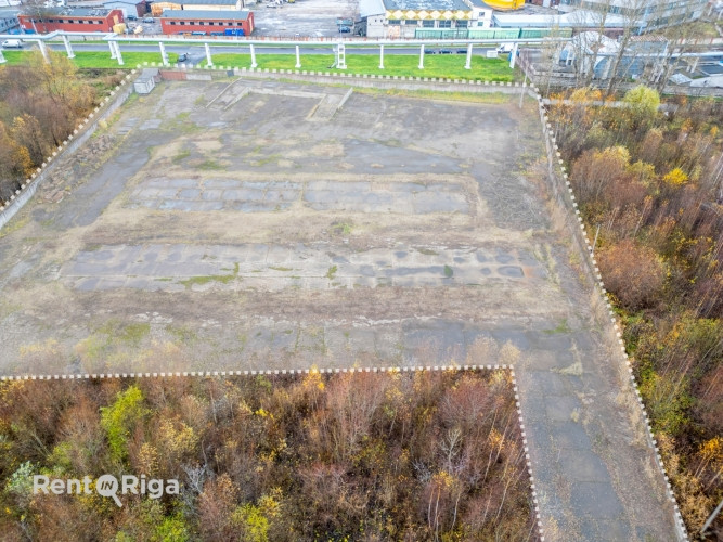 Nomai tiek piedāvāts zemes gabals Ilzenes ielā.  + Vilciena pievads; + rampa un panduss vilcienu Rīga - foto 2