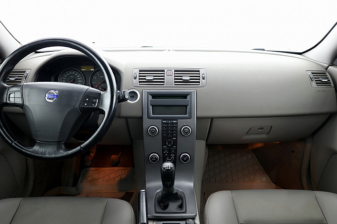 Volvo V50 Facelift 1.8 92kW Tallina - foto 5