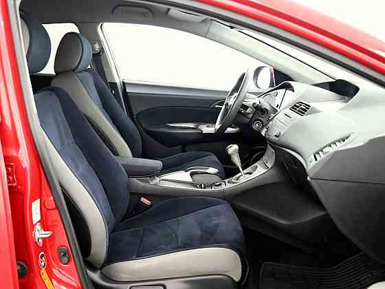 Honda Civic Elegance 1.8 103kW Tallina