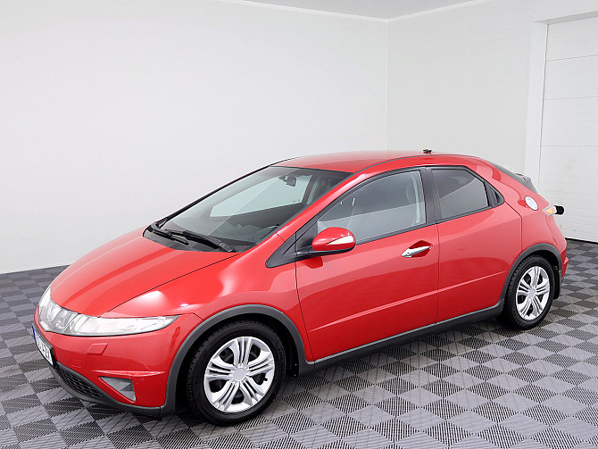 Honda Civic Elegance 1.8 103kW Tallina - foto 2